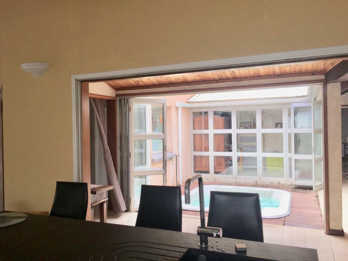 Sun Villa Chambre Chez L Habitant Saint-Denis Bagian luar foto